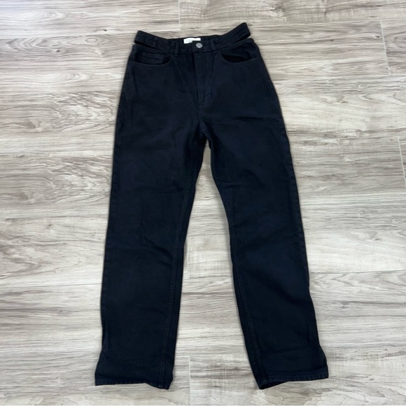 Frame Le High N Tight Straight Cut Out in Film Noir Size 28 Black - Picture 5 of 15